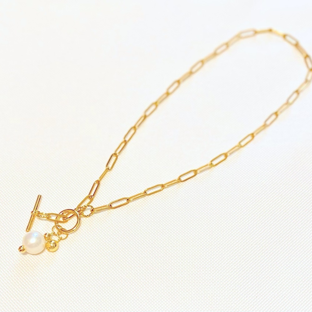 Gold Paperclip pearl necklace